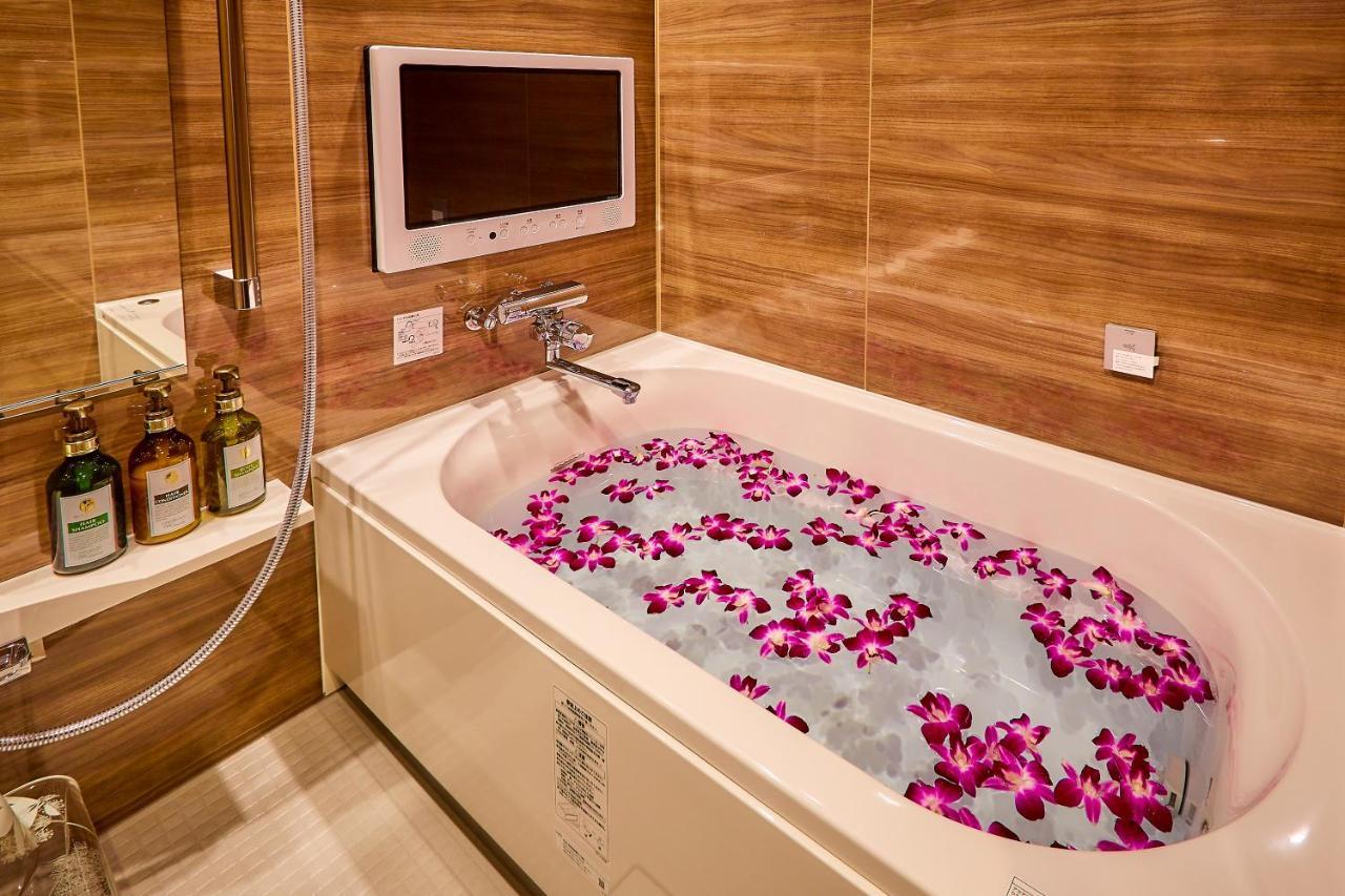 Petit Bali Ikebukuro (Adults Only) Hotel Токио Екстериор снимка